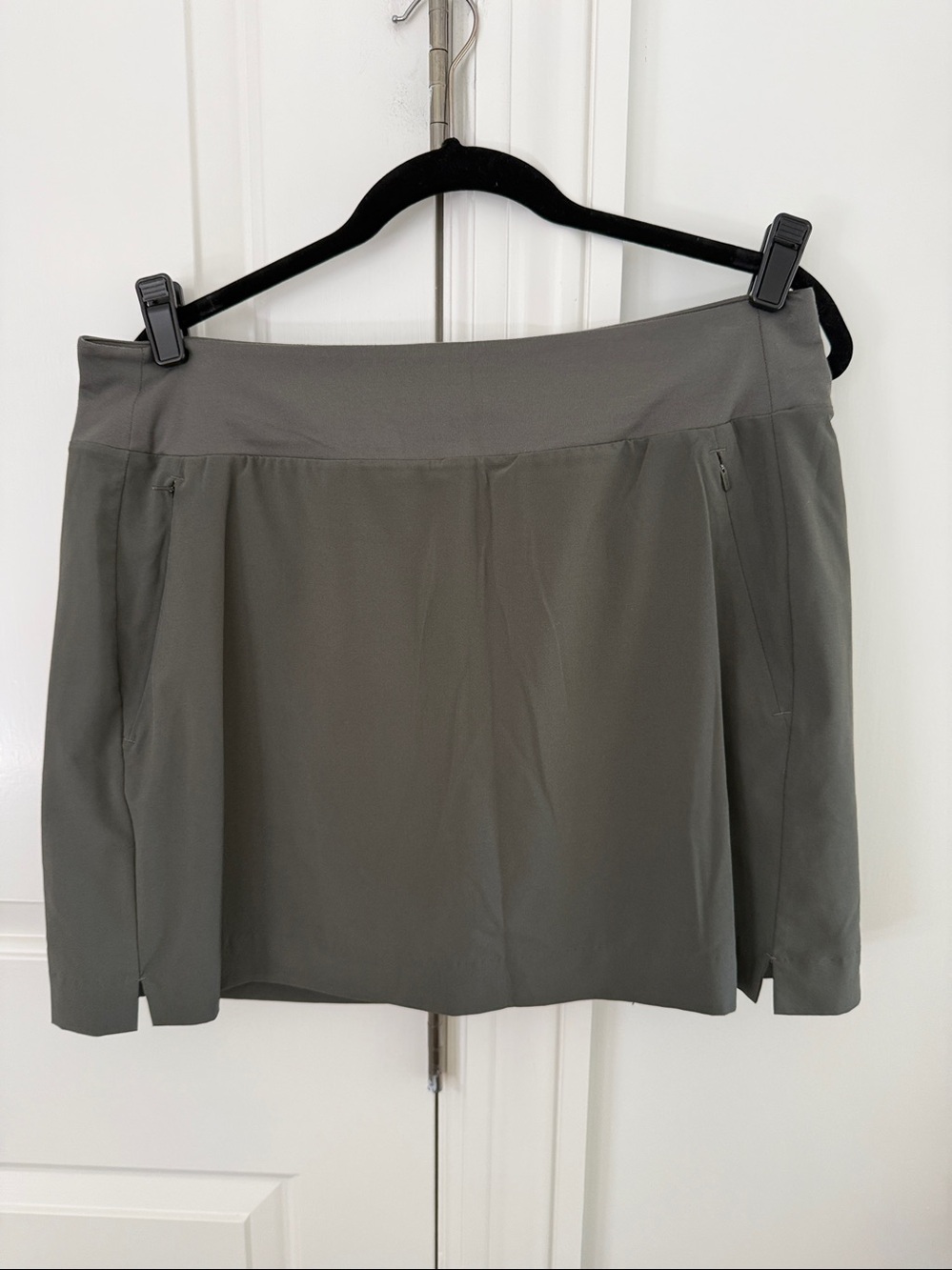 Athleta Olive Green Soho Skort Size 14